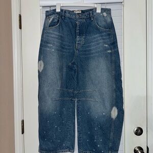 We The Free Faded Blue Denim barrel jeans